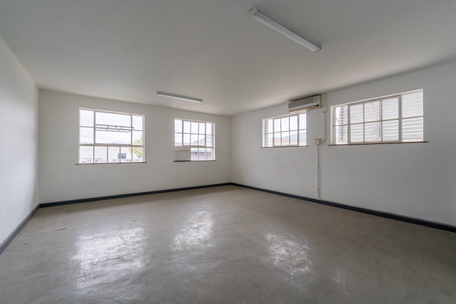 To Let commercial Property for Rent in Dal Josafat Western Cape